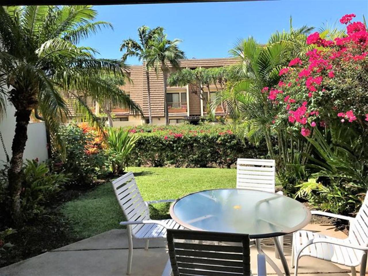 Апартаменты Maui Kamaole Уэйлея Экстерьер фото